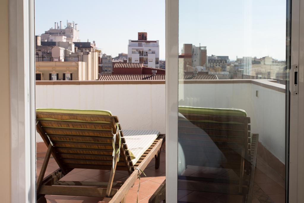 Gaudi Views Apartment Барселона Екстер'єр фото