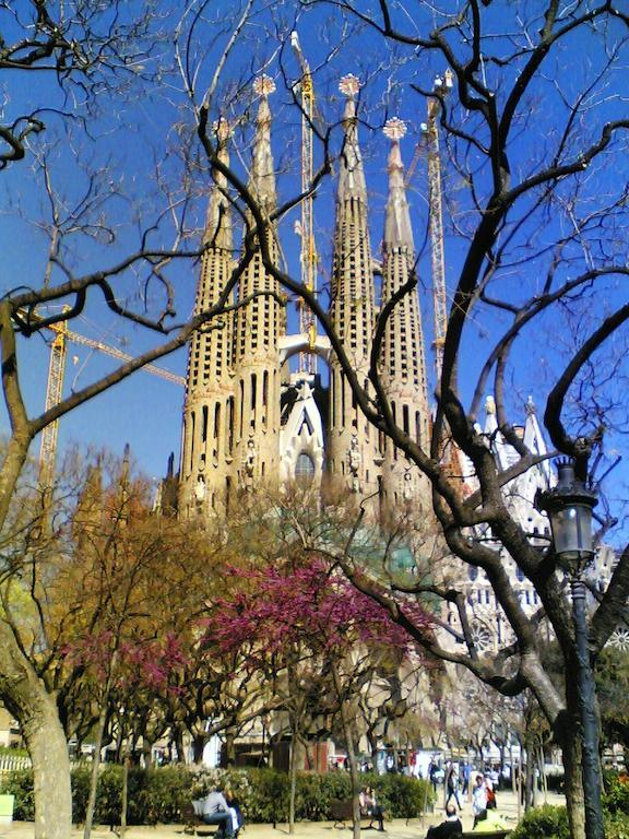Gaudi Views Apartment Барселона Екстер'єр фото